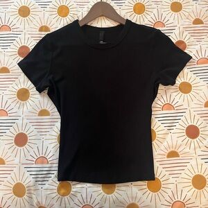 SKIMS ribbed t-shirt